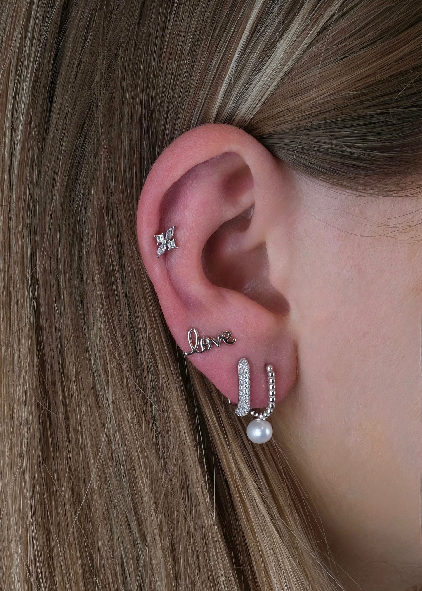 Boucles d'oreilles à clip avec perle synthétique en argent et argent plaqué or