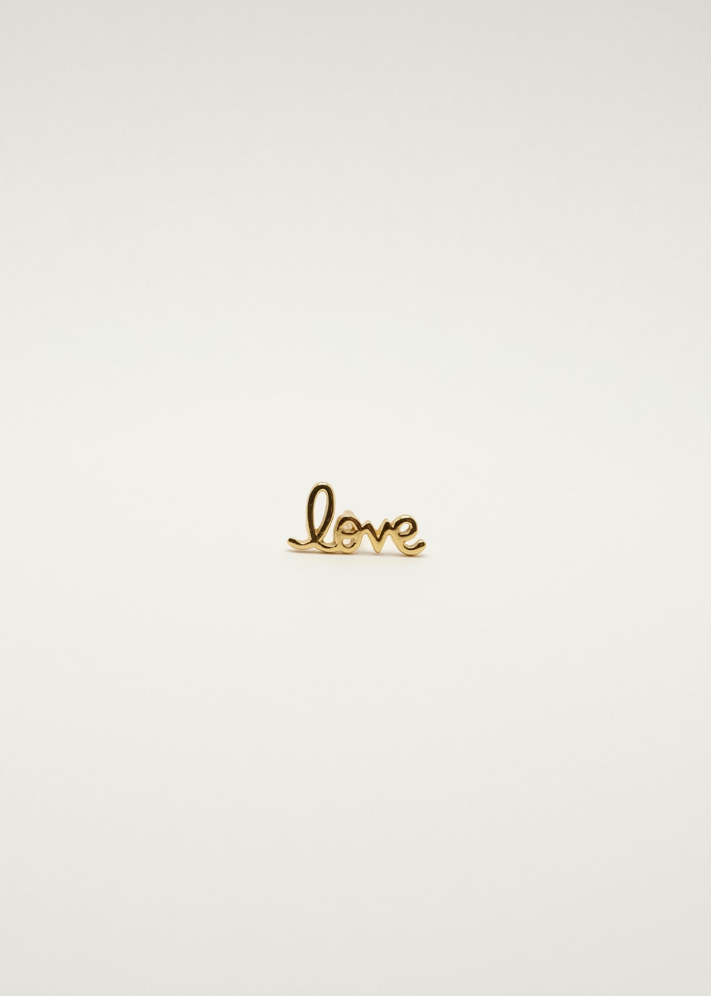 Clou d'oreille LOVE en argent et argent plaqué or