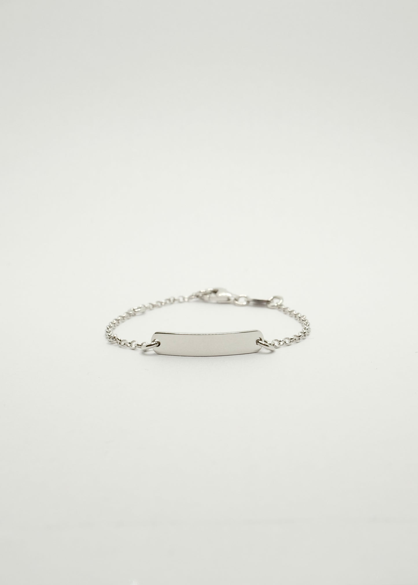 Bracelet bébé à graver en argent rhodié