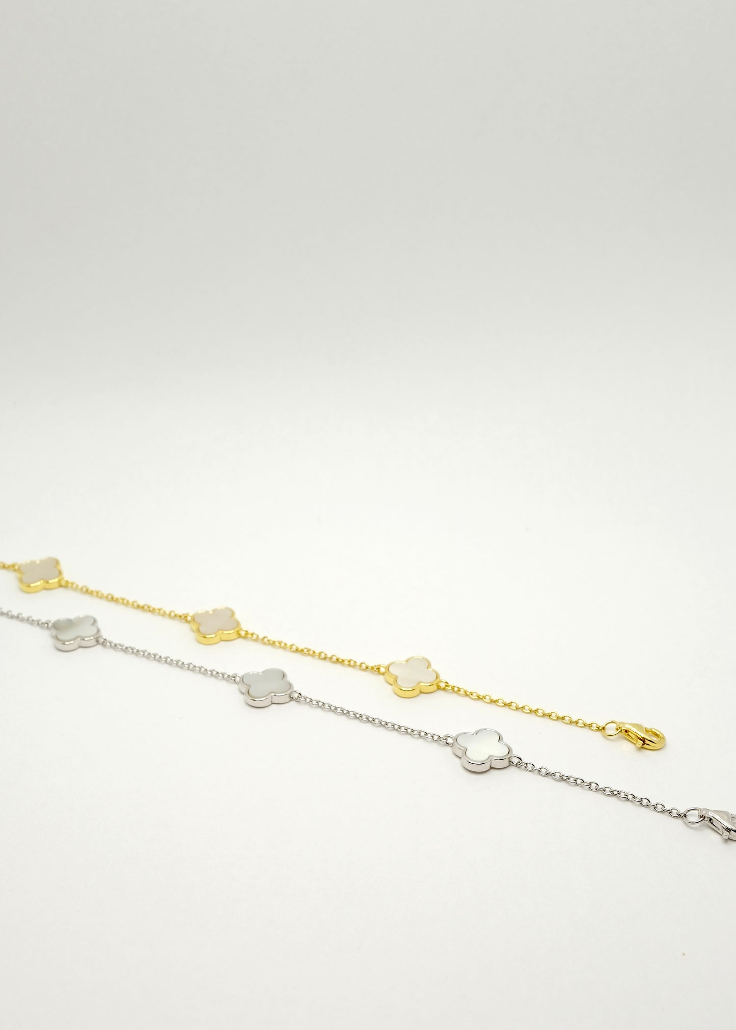 Bracelet Trèfles en Nacre, Argent et Argent Plaqué Or