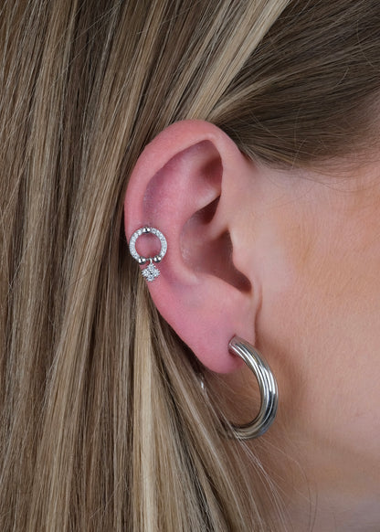 Clou d'oreille en forme de fleur avec anneau en cuivre et plaqué or