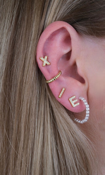Manchette d'oreille torsadée en argent et plaqué or